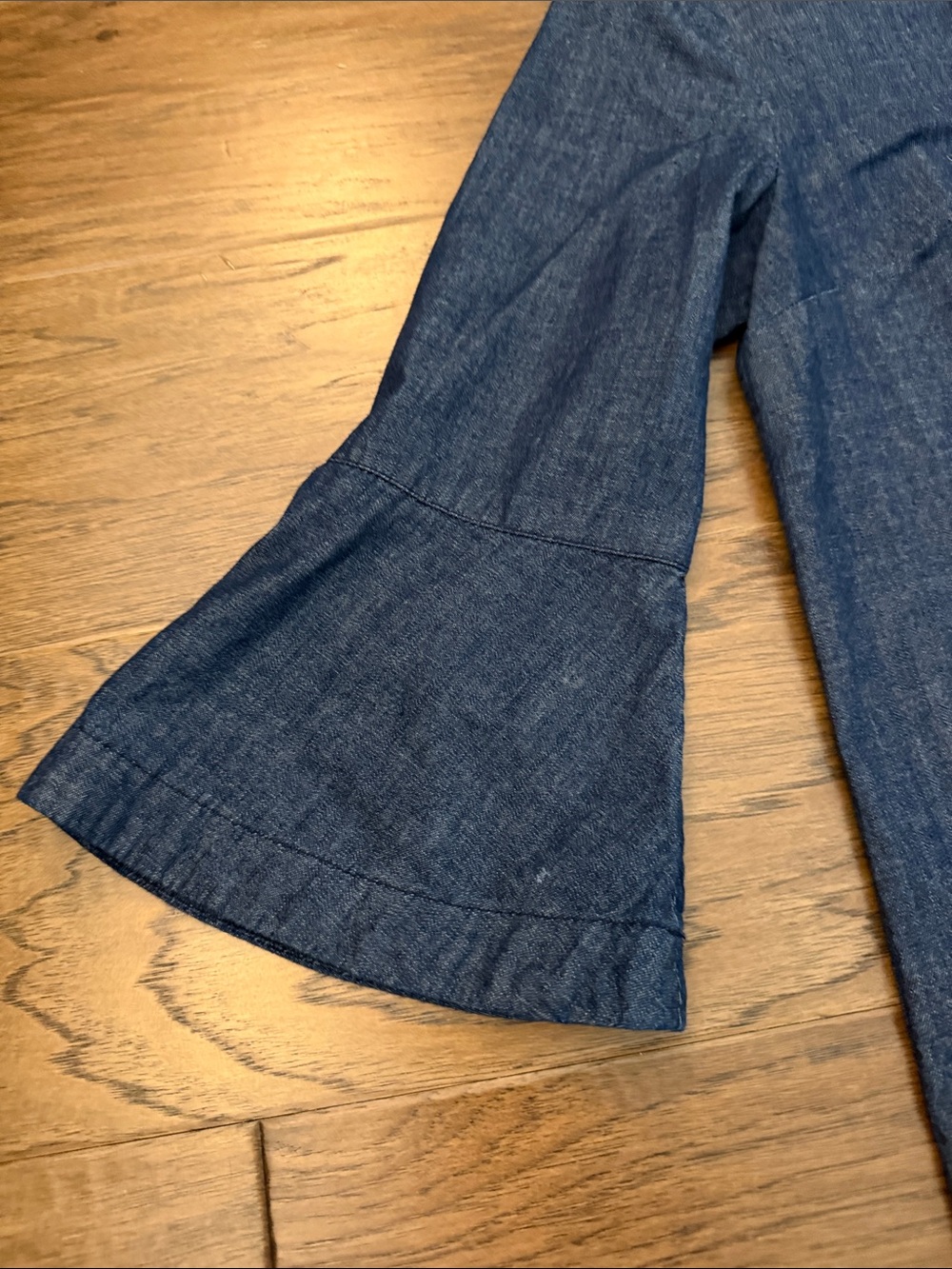 Draper James Dark Denim Sz 6 Ruffle Button-Front Bell Sleeve Shift Dress - Picture 5 of 9